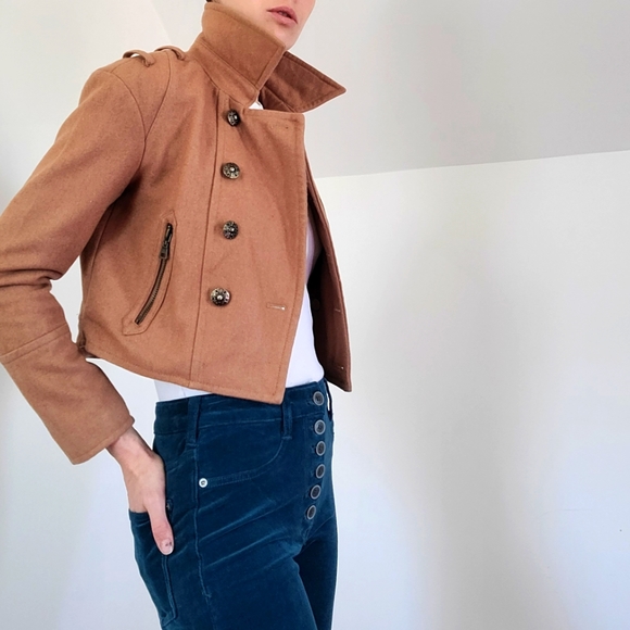 Wool crop jacket - Picture 2 of 16